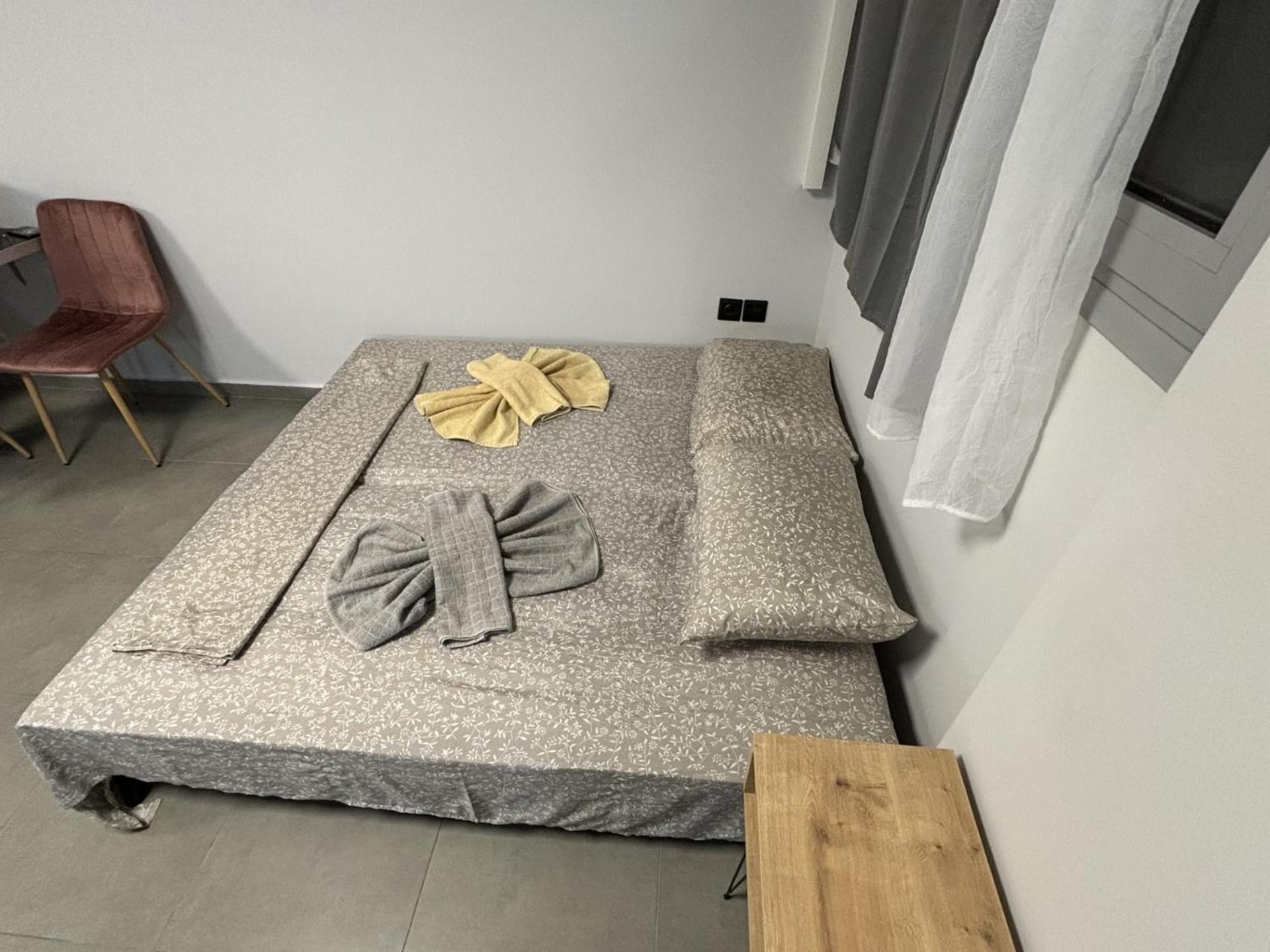 Jordans 13 Apartment *